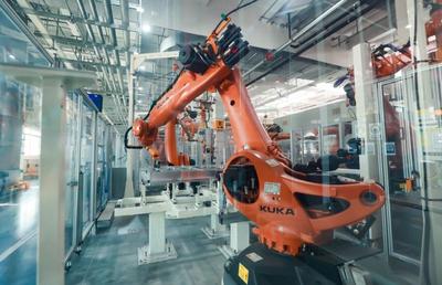 深入ID.6 CROZZ工厂多维评测 高分竞选寰球年度车的商务实力解析